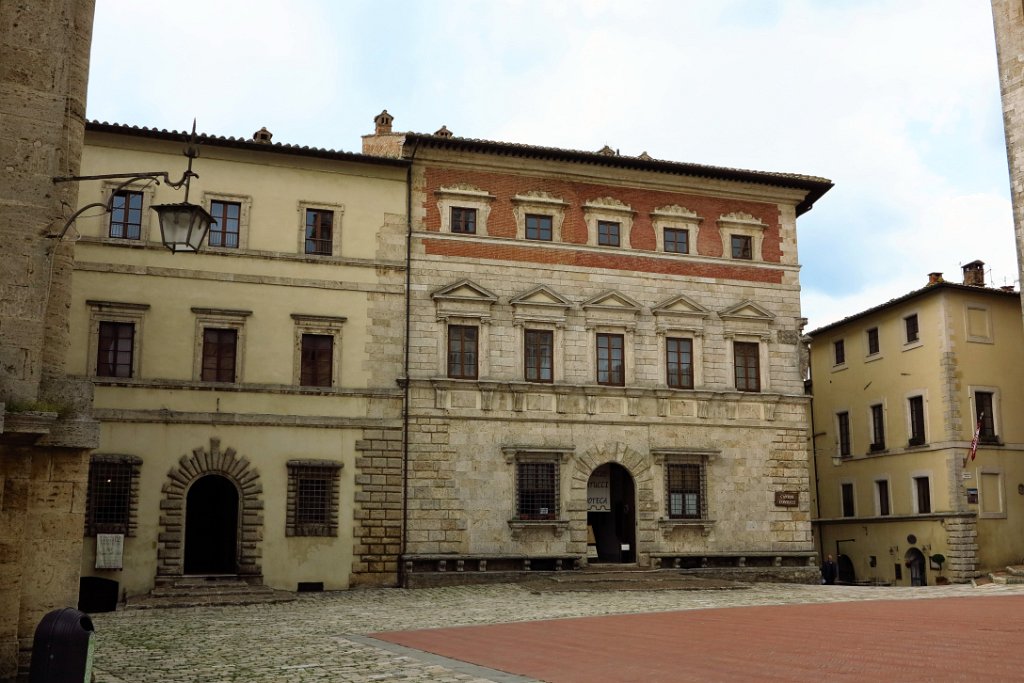 077 MONTEPULCIANO.JPG